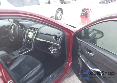 2017 Toyota Camry Xse z USA, uszkodzony, nr VIN 4T1BF1FKXHU710304